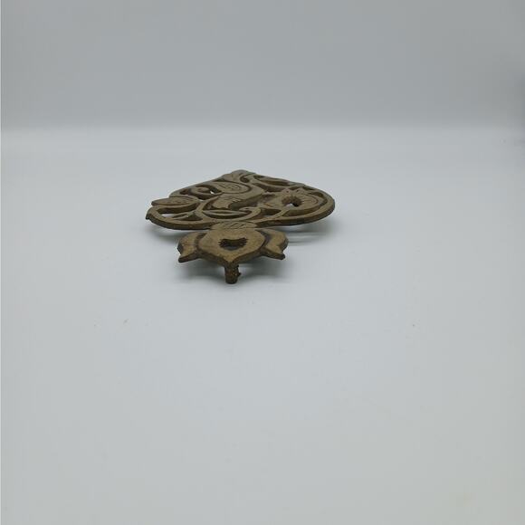 Vintage Trivet Featuring Ornate Bird  Cottagecore Decorative Brass Christmas - Picture 4 of 7